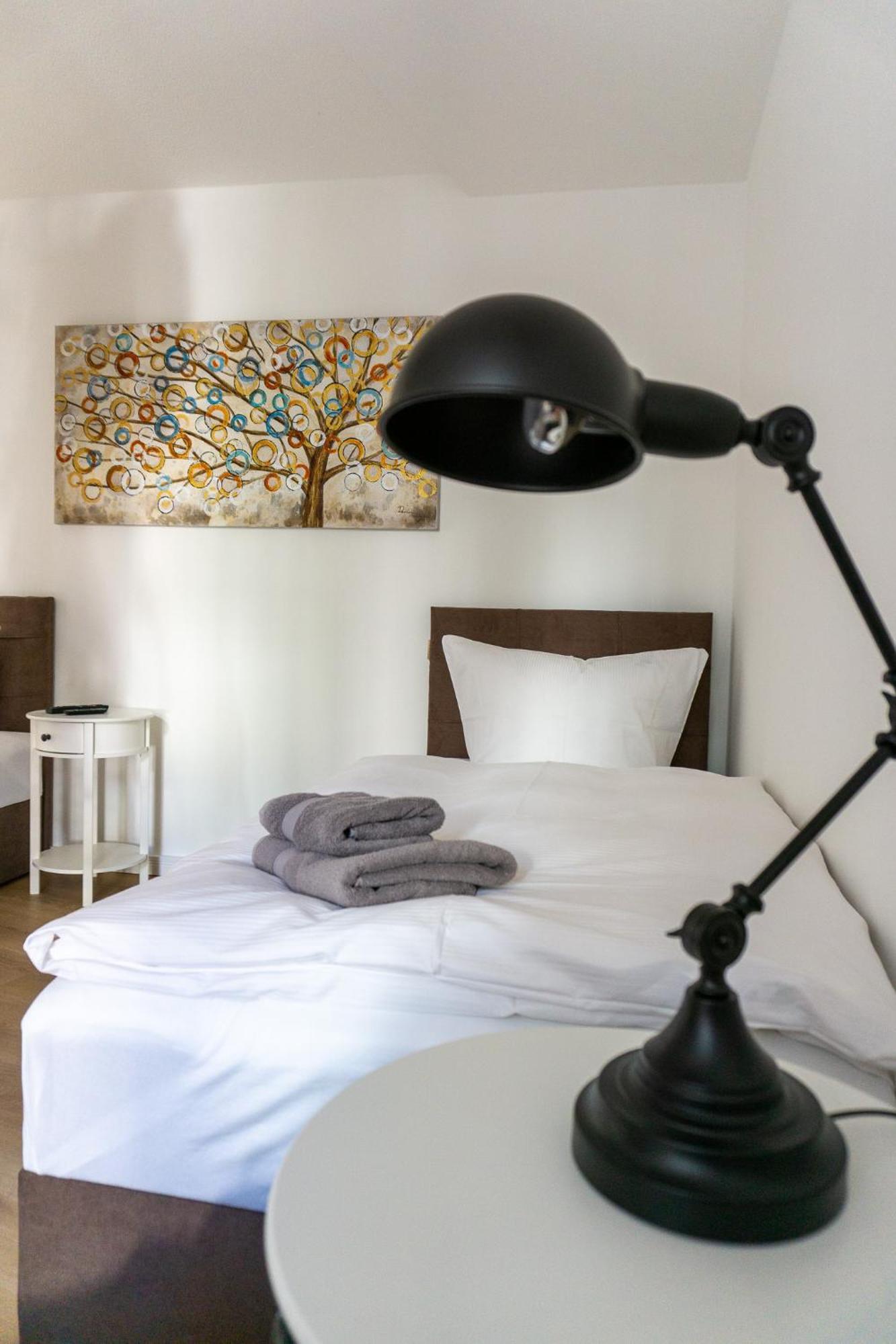 Das Haus Zur Rothen Thuer 2 Arnstadt Zewnętrze zdjęcie